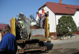 Sběr starého železa ve Stračově a Klenicích 17.3.2011