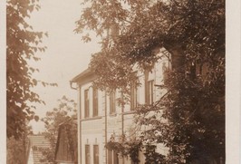 Pohled - škola cca 1930