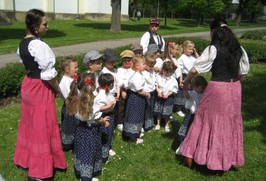 Odhalení pomníku - Vesnice roku 2015 ve Stračově foto Klika